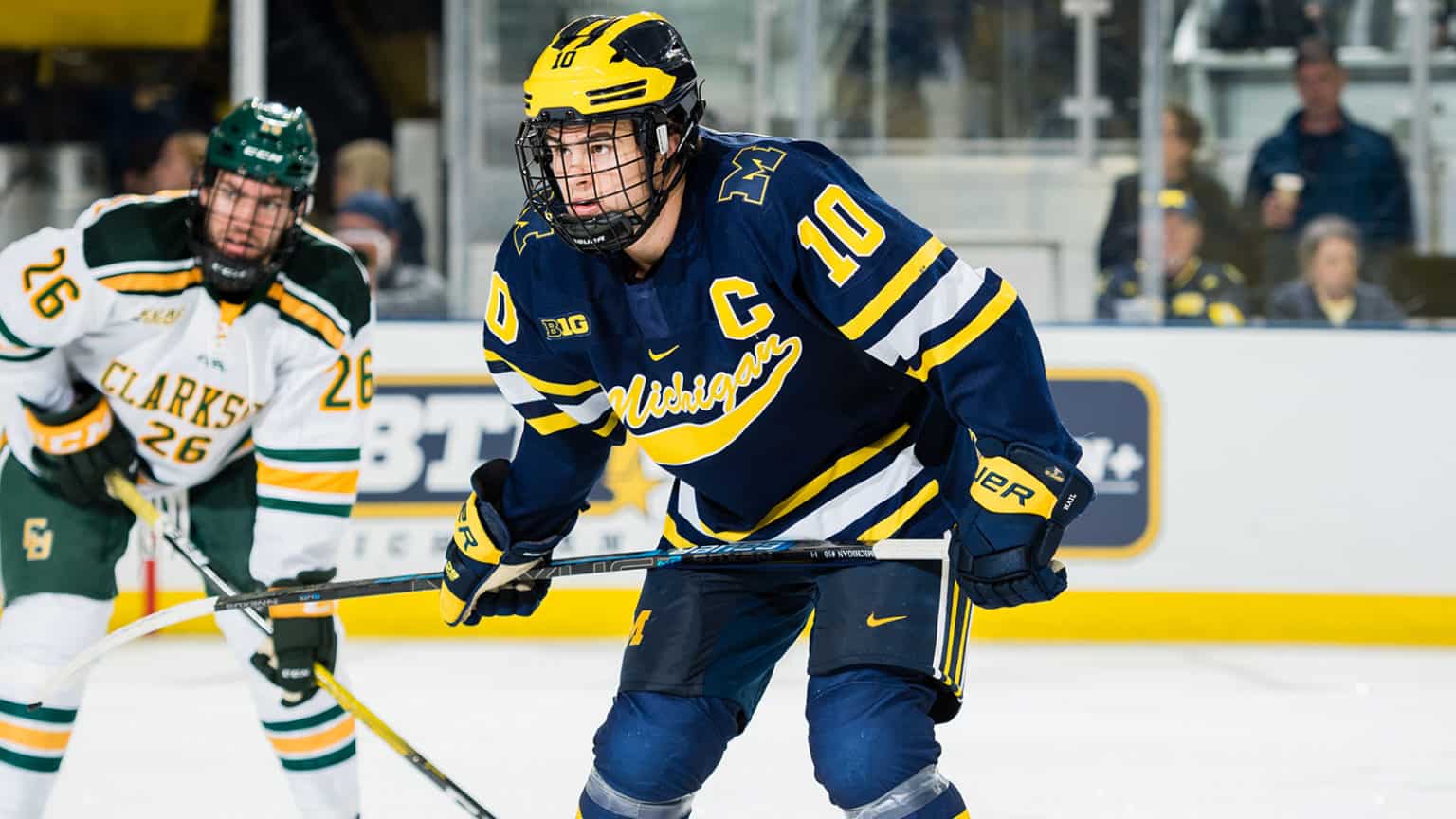 College Hockey Rankings 2022, Michigan Back to 1